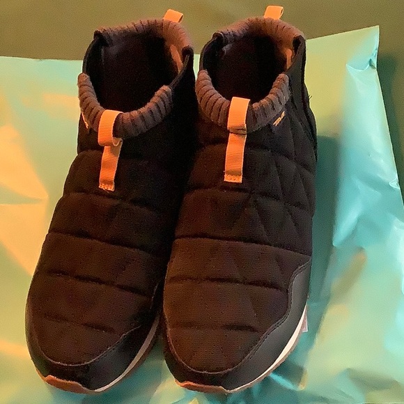 Teva Shoes - Teva women’s ReEmber Mid booties